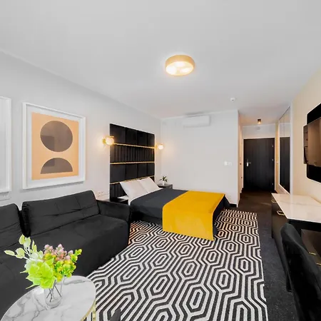 Rosa-modern 29m2 Ac, Netflix, Ps4, Pool, Sauna