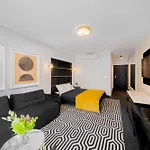 Rosa-modern 29m2 Ac, Netflix, Ps4, Pool, Sauna