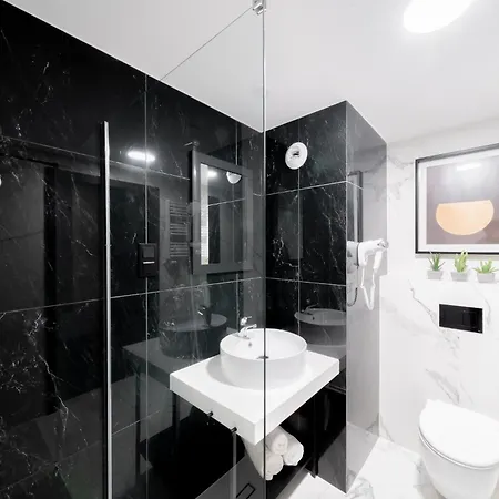 Apartamento Rosa-modern 29m2 Ac, Netflix, Ps4, Pool, Sauna Kołobrzeg