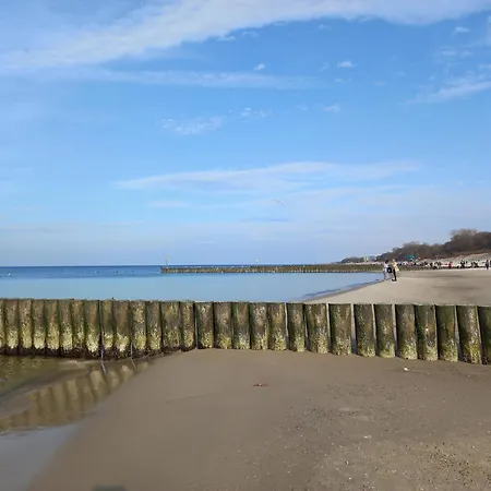 Apartament Rosa-modern 29m2 Ac, Netflix, Ps4, Pool, Sauna Kołobrzeg